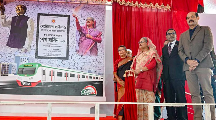 মেট্রোরেল উদ্বোধন করলেন প্রধানমন্ত্রী, নতুন যুগে বাংলাদেশ