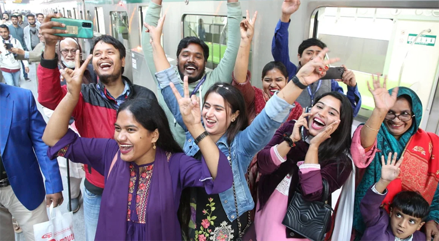 মেট্রোরেলে যা করবেন, যা করবেন না