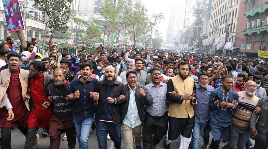 গণমিছিল থেকে নতুন কর্মসূচির ঘোষণা দিল বিএনপি