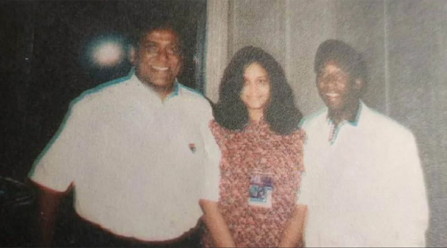 বাংলাদেশের ফুটবলারদের সঙ্গেও পেলের দেখা হয়েছিল