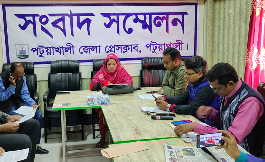 পতিতাপল্লিতে স্ত্রীকে বিক্রির টাকায় বিদেশ যাত্রা!