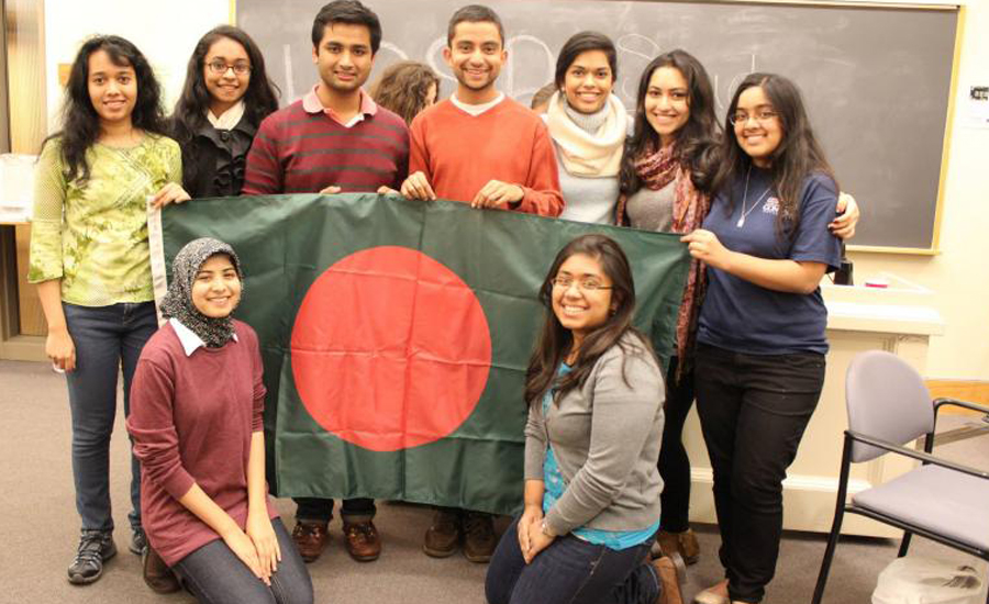 সেরা ১৬টি ফুল ফ্রি বৃত্তি নিয়ে যুক্তরাষ্ট্রে পড়তে চান