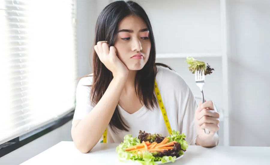 সকালের খাবার না খেলে যেসব ক্ষতি হয়