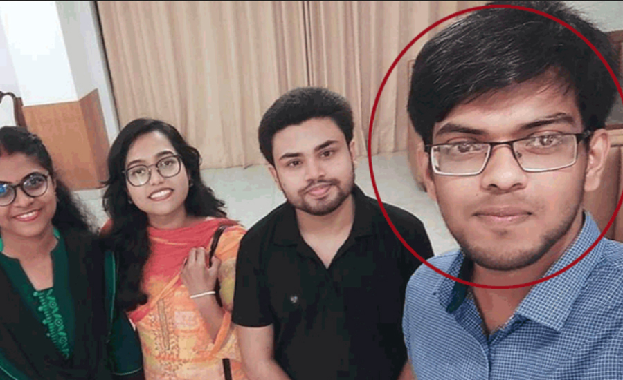 অ্যাপ্রোন গায়ে সিলিং ফ্যানে ঝুলছিল ইন্টার্ন চিকিৎসক 