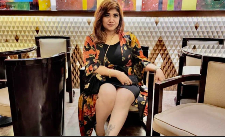 ইভার বিয়ের ফাঁদে সর্বশান্ত শতাধিক