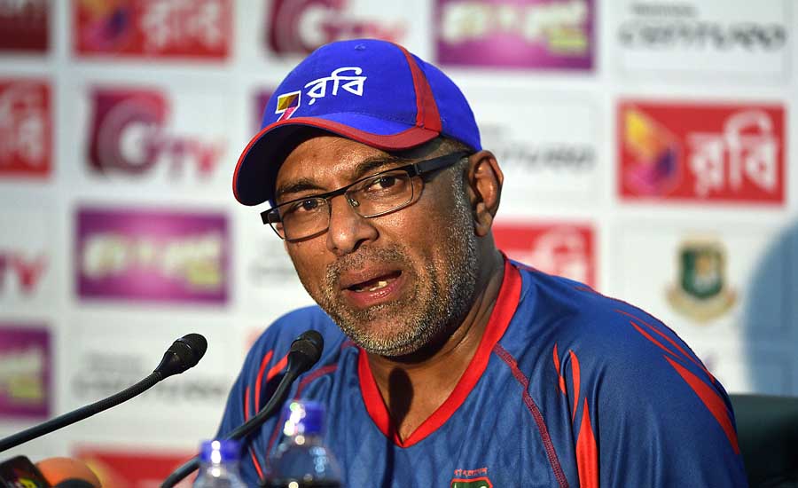 যে কারণে বিসিবি’কে ‘না’ করলেন হাথুরু