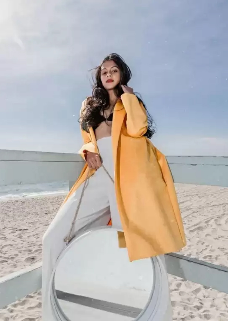 রূপের জাদুতে বলিউড নায়িকাদেরও হার মানাবে মিঠুনকন্যা দিশানী