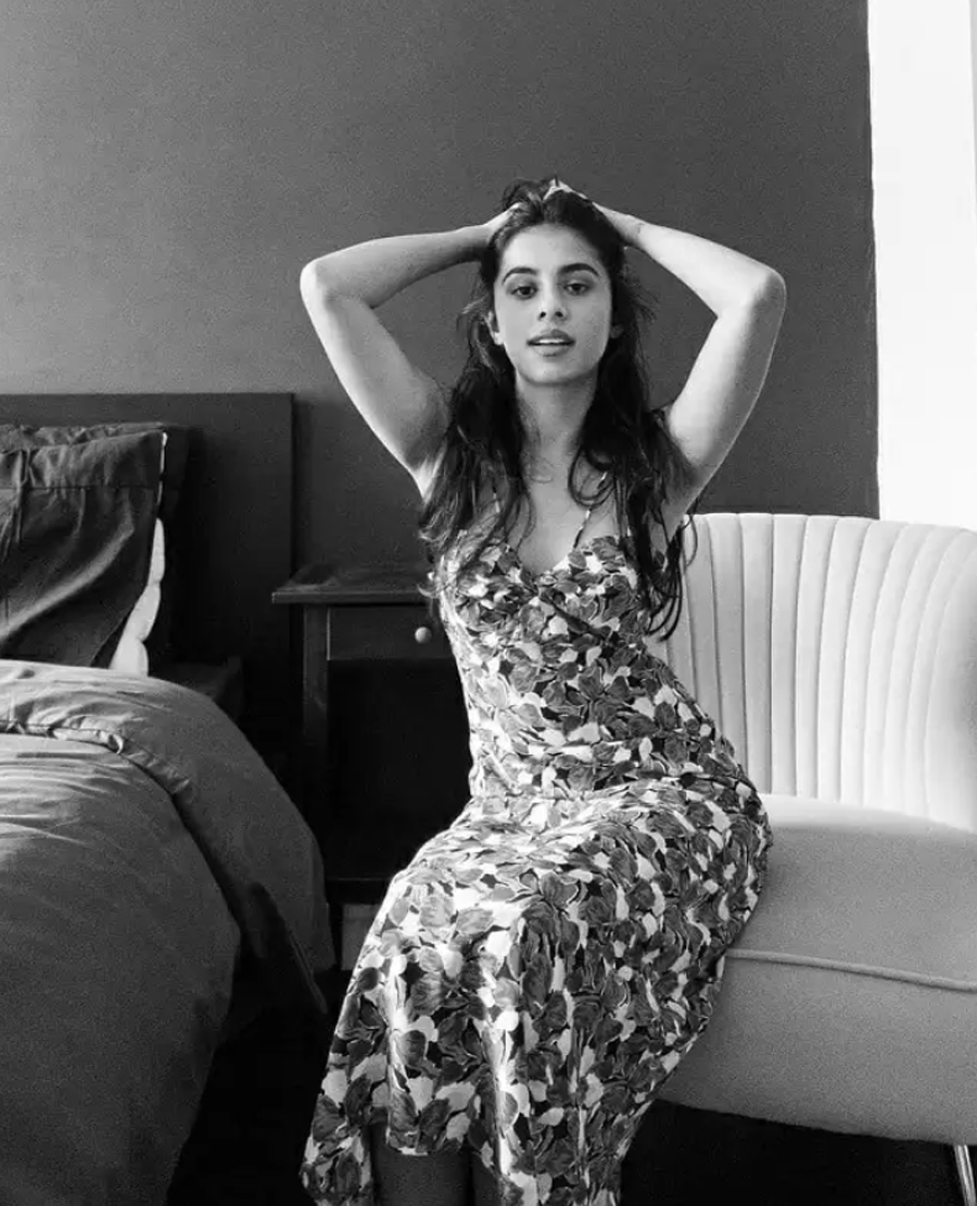 রূপের জাদুতে বলিউড নায়িকাদেরও হার মানাবে মিঠুনকন্যা দিশানী