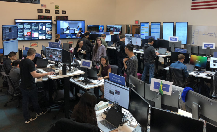 যান্ত্রিক গোলযোগের কারণে থমকে গেল টুইটার, ফেসবুক! বিশ্বের নানা প্রান্তে সমস্যায় গ্রাহকরা