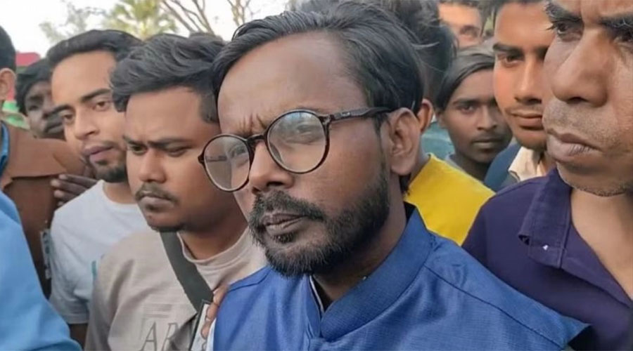 নতুন দল গঠনের ইচ্ছা আছে হিরো আলমের, আনতে চান পরিবর্তন