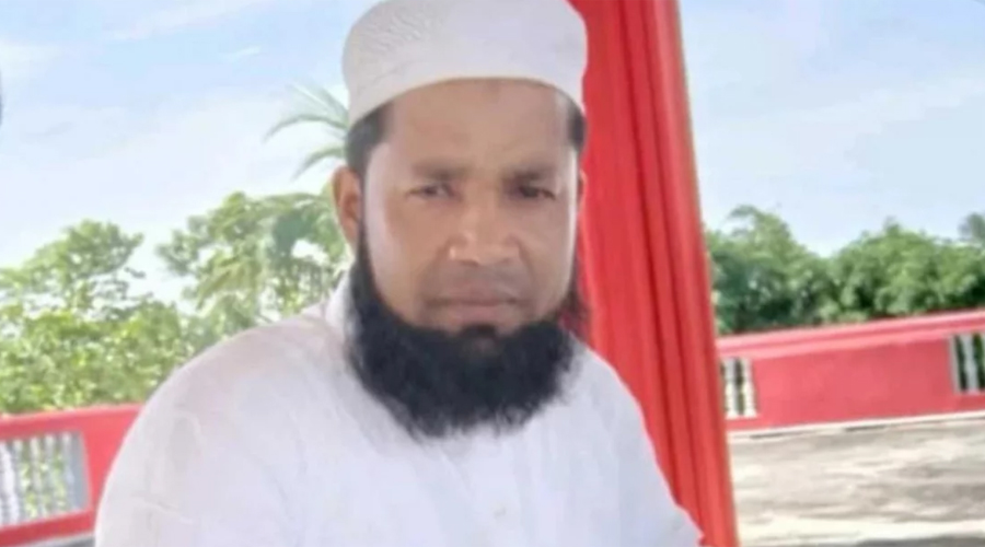 ২ লাখ টাকায় বাংলাদেশি পাসপোর্ট পেয়েছেন আরসা নেতা আসাদুল্লাহ!