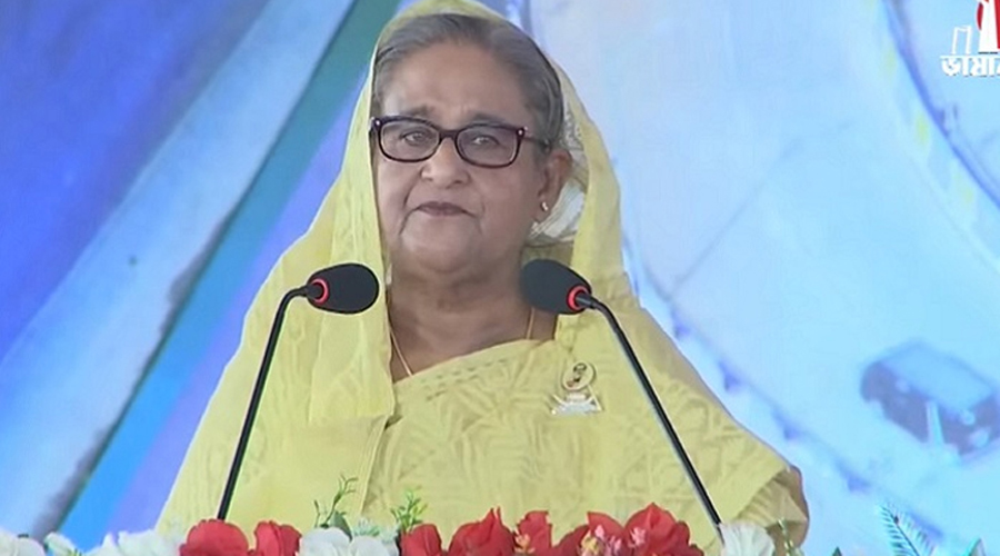 ‘কোত্থেকে উড়ে এসে জুড়ে বসবে, সেটিই মানতে হবে?’