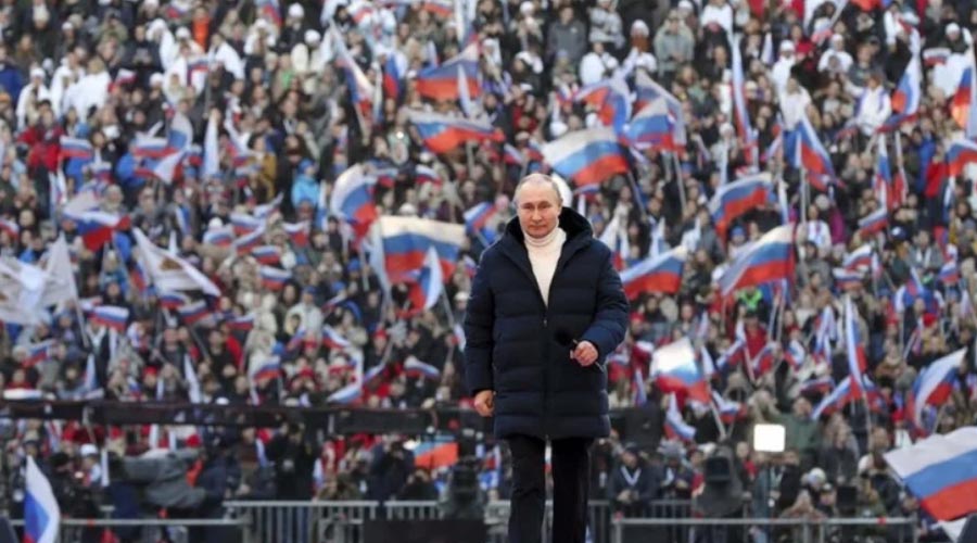 ইউক্রেন যুদ্ধের সঙ্গে যেভাবে জড়িয়ে গেছে পুতিনের ভাগ্য