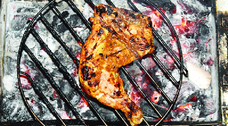 পোড়া খাবার কি আসলেই ক্যান্সারের কারণ?