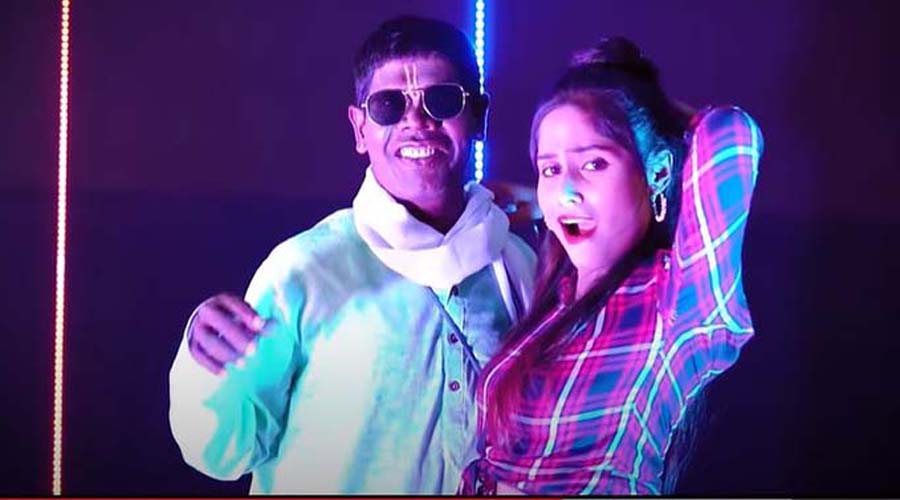 এখন বাদাম শব্দই উচ্চারণ করতে পারছেন না ভুবন বাদ্যকর!