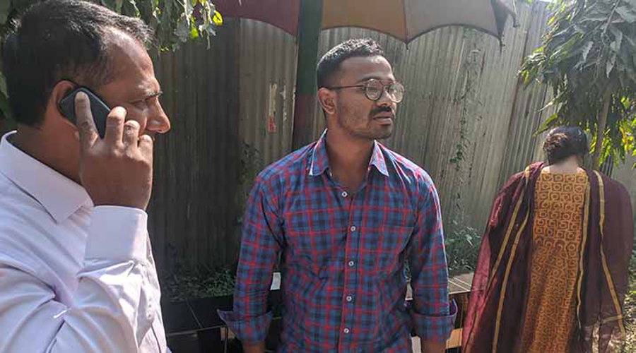 প্রেমিকের ডাকে ইবিতে এসে আপত্তিকর অবস্থায় আটক ইডেন ছাত্রী