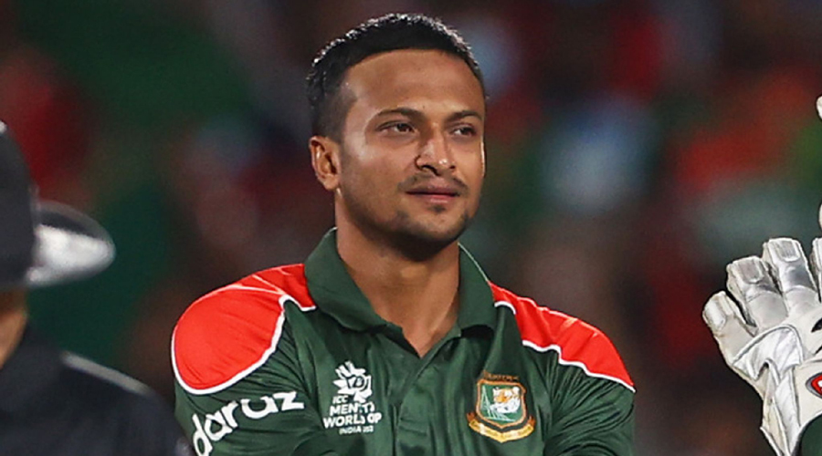 কেন বিসিবির সম্মাননা নিলেন না সাকিব?