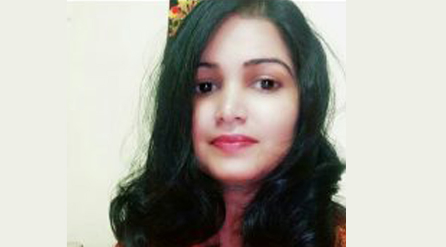 মুক্তির উদযাপনের খাঁচাও, নারীকে মুক্তি দেয় না