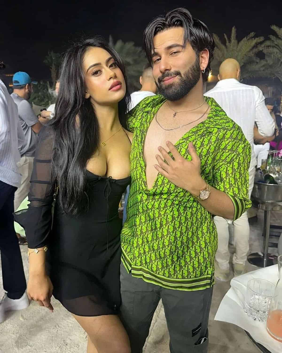 দিনদিন আরও বোল্ড হচ্ছেন কাজল কন্যা নায়শা, রইল ভাইরাল ছবি