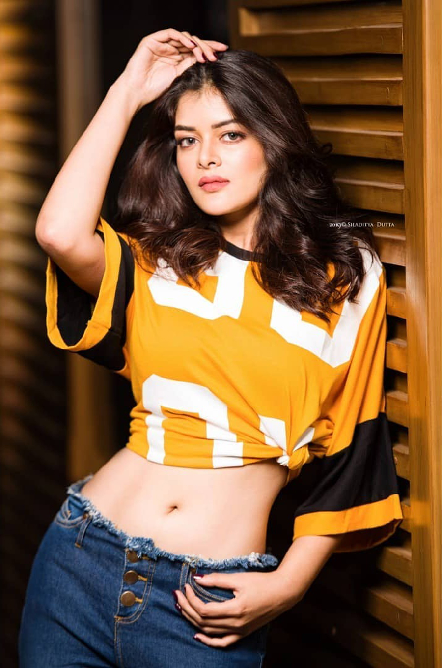 কিলার লুকে সাহসীকতার সীমা ছাড়ালেন মধুমিতা