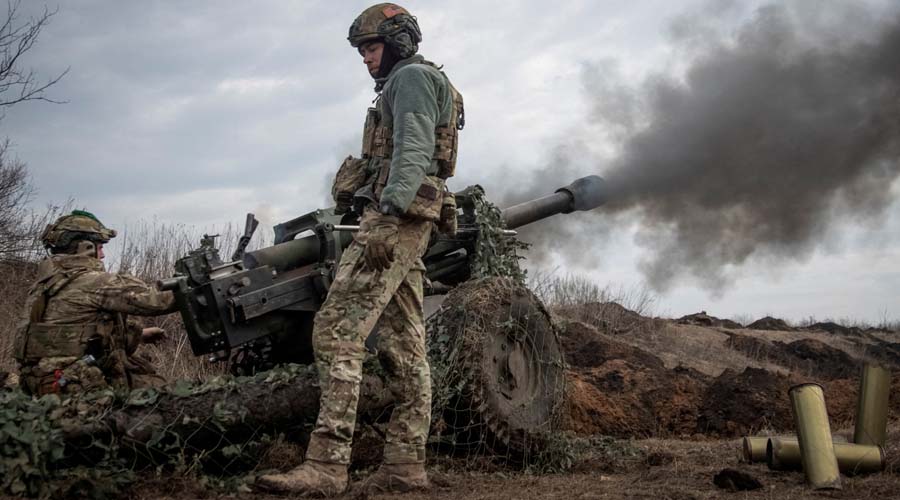 বাখমুতে পাল্টা আক্রমণে গতি হারাচ্ছে রাশিয়া