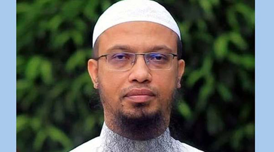 সাহরির সময় মসজিদের মাইকে ডাকাডাকি বন্ধ হওয়া উচিত: শায়খ আহমাদুল্লাহ