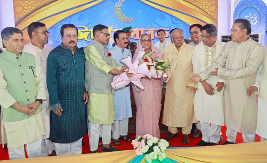গণভবনে ঈদের শুভেচ্ছা বিনিময় করলেন প্রধানমন্ত্রী
