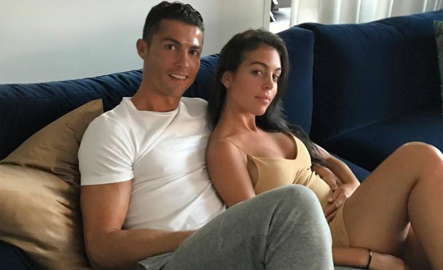 রোনালদোর সঙ্গে সম্পর্কের অবনতির গুঞ্জন নিয়ে মুখ খুললেন জর্জিনা