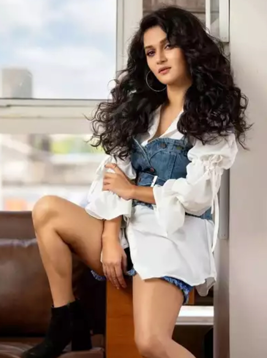 সৃজিতের সঙ্গে ‘ডিভোর্স’ নিয়ে মুখ খুললেন মিথিলা