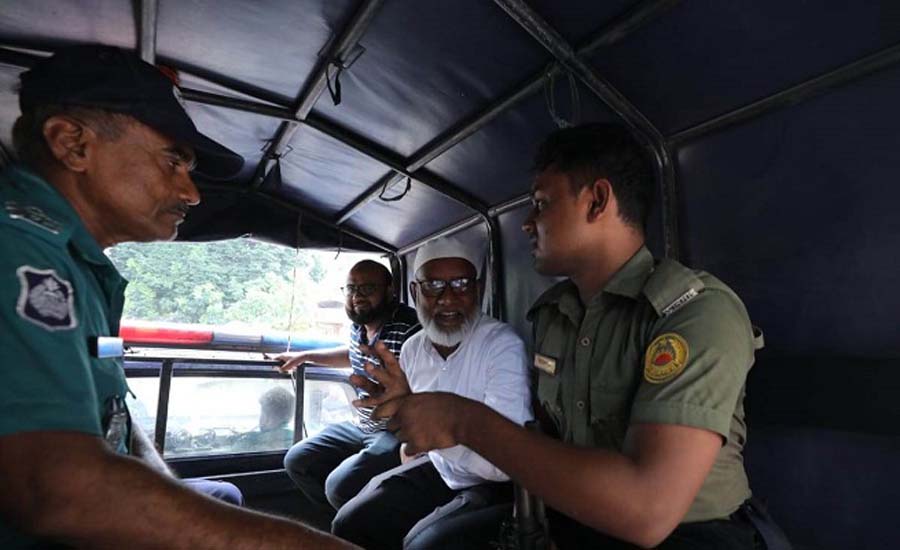 কর্মসূচির অনুমতি চাইতে গিয়ে জামায়াতের ৪ নেতা আটক