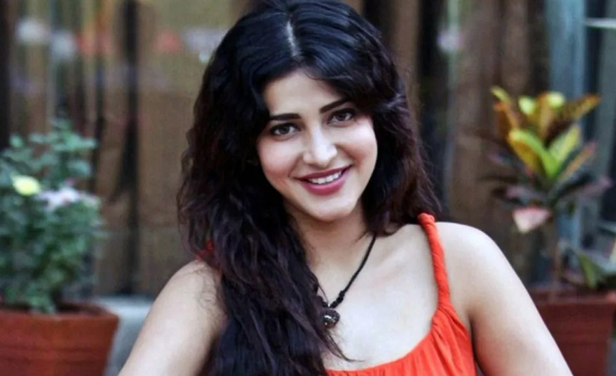 আপনি কি ভার্জিন? প্রশ্নের উত্তরে যা বললেন শ্রুতি হাসান