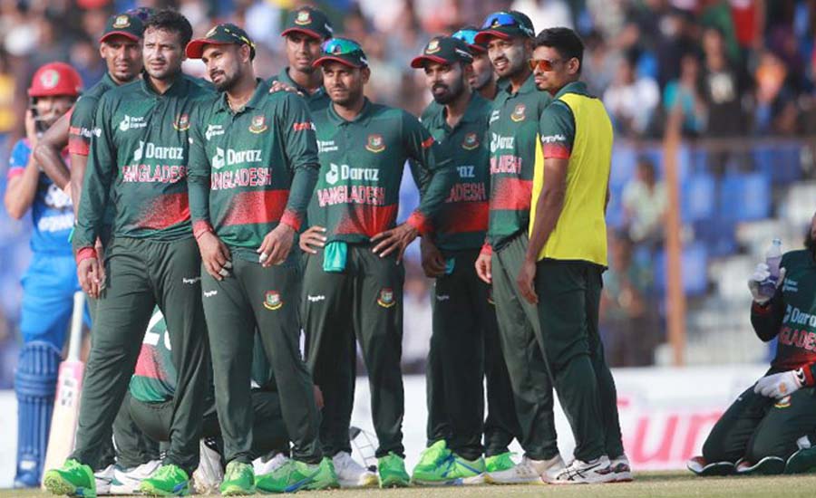 তামিমের অবসর কাণ্ডে বাজে প্রভাব, থমথমে টিম হোটেল