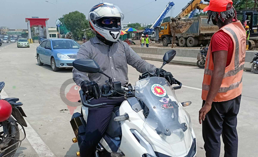 এক্সপ্রেসওয়ে, বাইকারদের আক্ষেপ একটু বেশিই