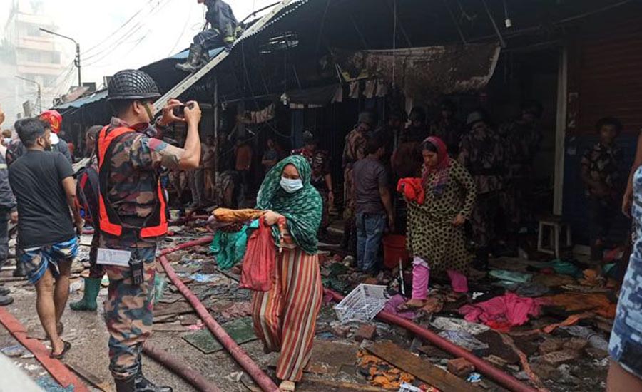 'কৃষি মার্কেটে আগুন লাগানো হয়েছে'