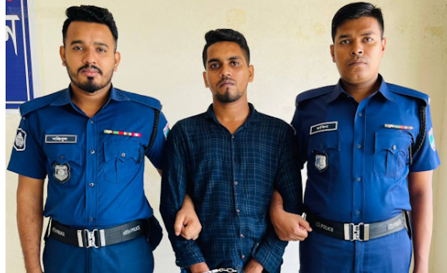 বাগেরহাটের মোংলায় পুলিশের অভিযানে ১২ ঘন্টার মধ্যে হত্যাকাণ্ডের আসামি গ্রেফতার