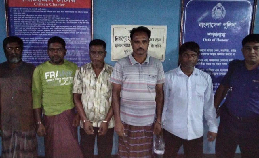মেহেরপুরে জেলা বিএনপির ১৪ নেতা কর্মীকে আটক করেছে পুলিশ