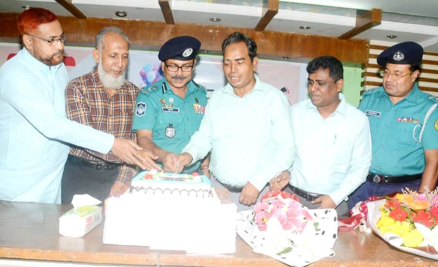 চট্টগ্রামের উন্নয়ন ও অগ্রগতিতে সাংবাদিকদের ইতিবাচক ভূমিকা প্রত্যাশা: সিএমপি কমিশনার কৃষ্ণ পদ রায় 