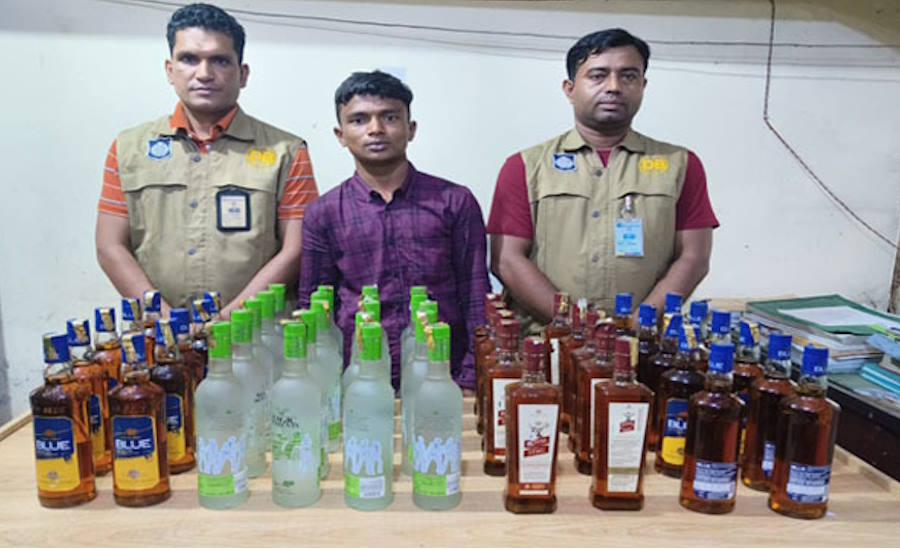 ভৈরবে ৪৮ বোতল বিদেশি মদসহ গ্রেফতার ১