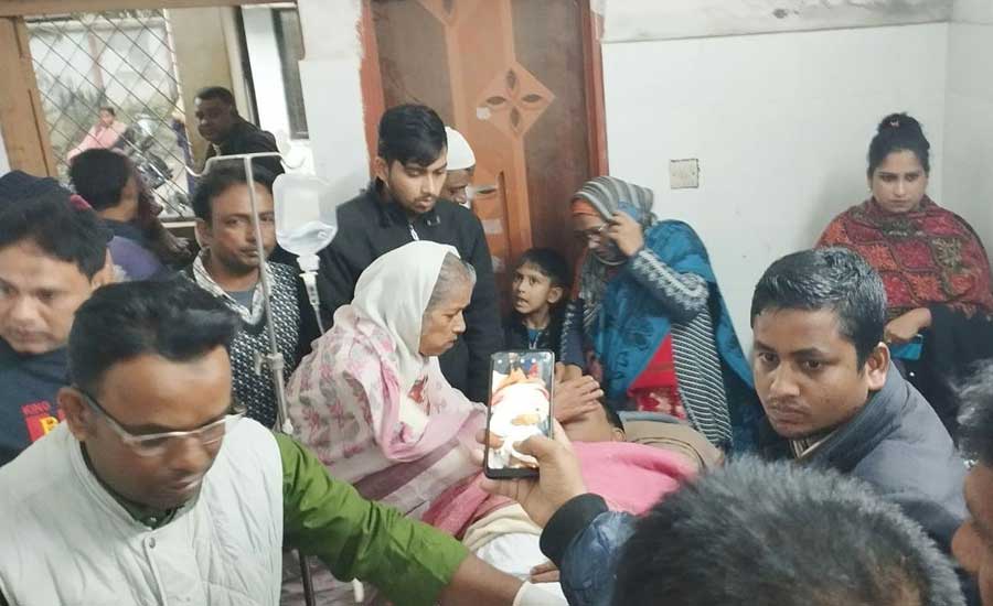 উপজেলা চেয়ারম্যানকে কুপিয়ে জখম, পাঠানো হলো পঙ্গু হাসপাতালে