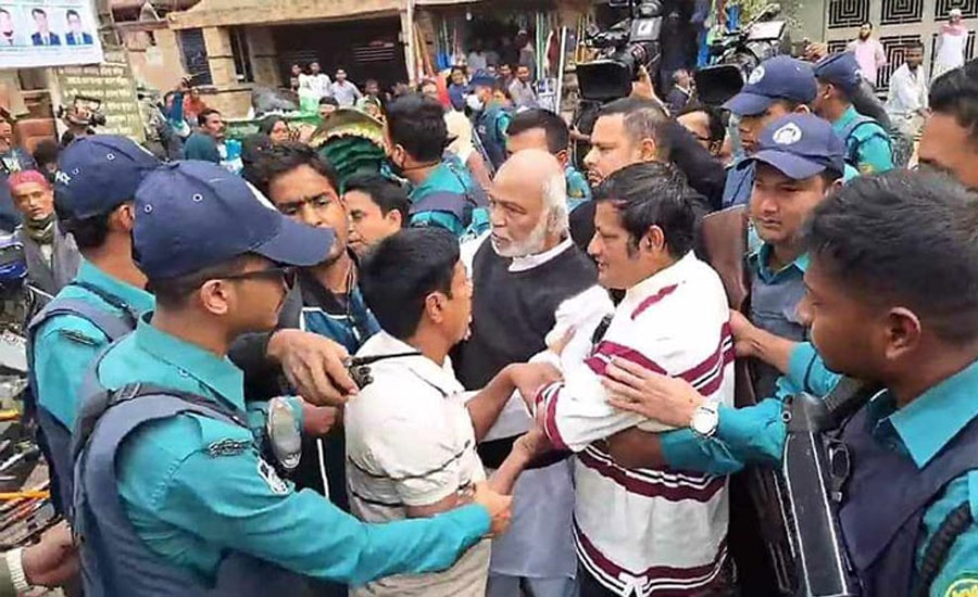 উত্তরা থেকে বিএনপি নেতা মঈন খান আটক