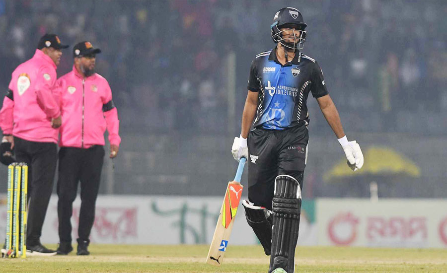 জীবনে প্রথম এমন সমস্যায় পড়লেন সাকিব