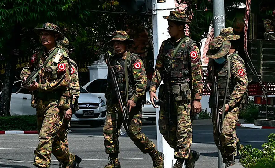 মিয়ানমার থেকে পালিয়ে বান্দরবানে জান্তার ১৪ সদস্য