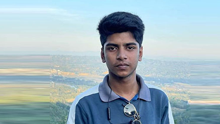 ট্রেনে কুষ্টিয়া যাওয়ার পথে ঢাবি শিক্ষার্থীর মর্মান্তিক মৃত্যু ট্রেনে কুষ্টিয়া যাওয়ার পথে ঢাবি শিক্ষার্থীর মর্মান্তিক মৃত্যু
