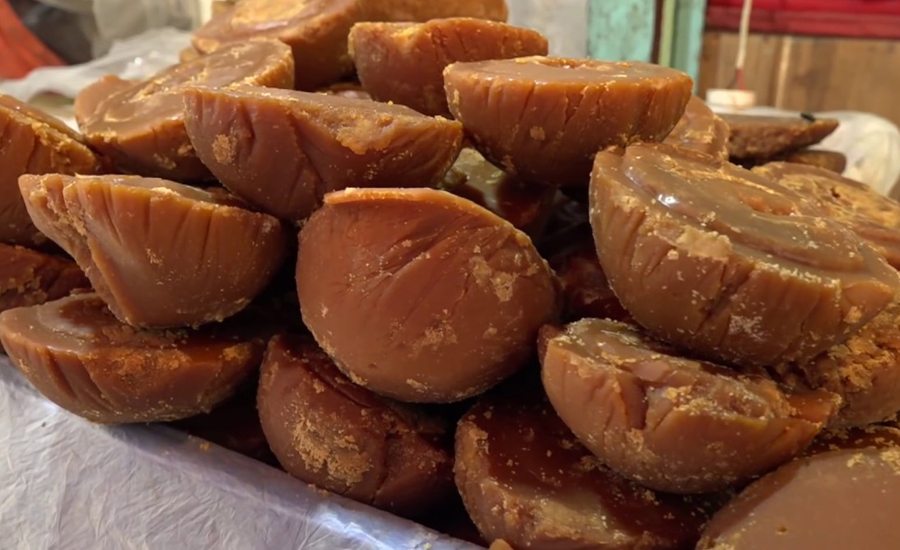 আসল গুড় চিনবেন যেভাবে