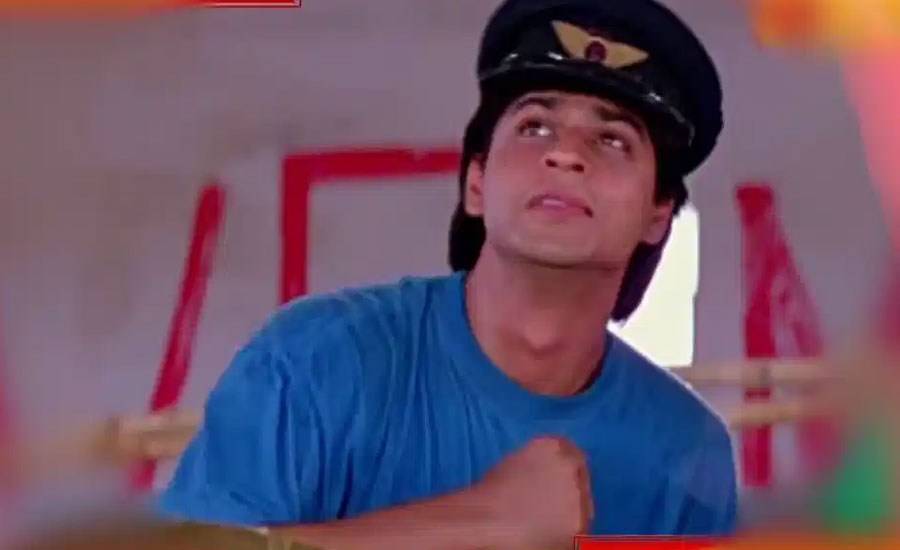 শাহরুখের সেই সিনেমার ৩০ বছর, নস্টালজিক বলিউড বাদশা